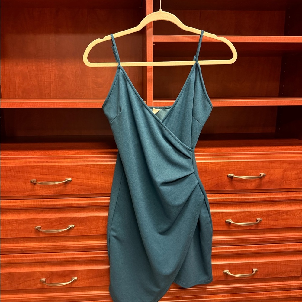 Blue/Green Sleeveless Dress w/Ruching
